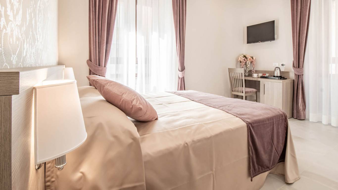 Dany-Guest-House-Roma-Camera-senza-titolo-15