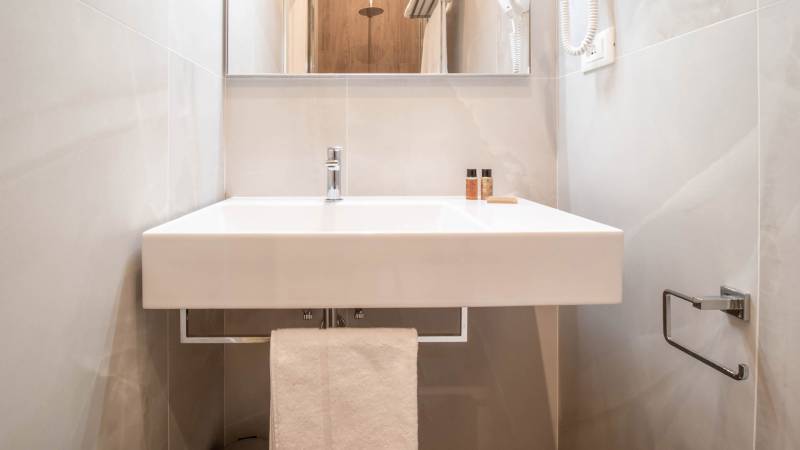 Dany-Guest-House-Roma-Bagno-senza-titolo-36